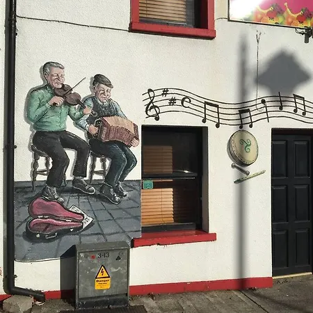 18 Cnoc Na Gaoithe *