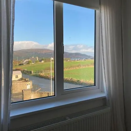 18 Cnoc Na Gaoithe *